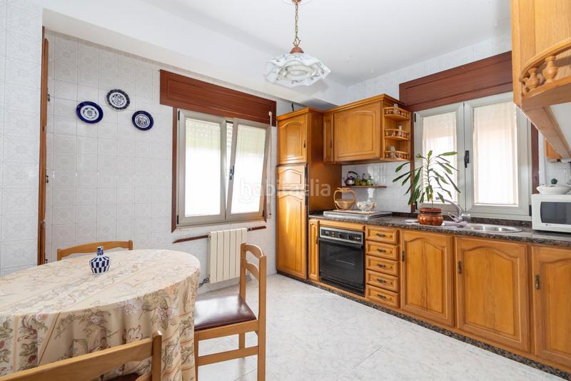 Foto 5efc695f-8a26-4a3a-96a8-bbf46598af3e. Casa amb calefacció aparcament a Burela