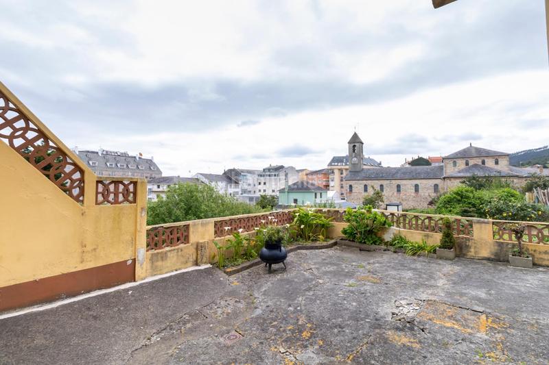 Foto d31ee8b0-8e9e-4696-af72-33a78089fe75. Casa amb calefacció aparcament a Burela