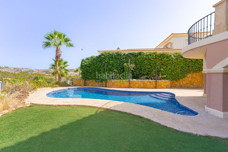 Foto 08338ab5-4ef5-4773-863e-9390a0746667. Xalet amb xemeneia calefacció aparcament piscina a Busot