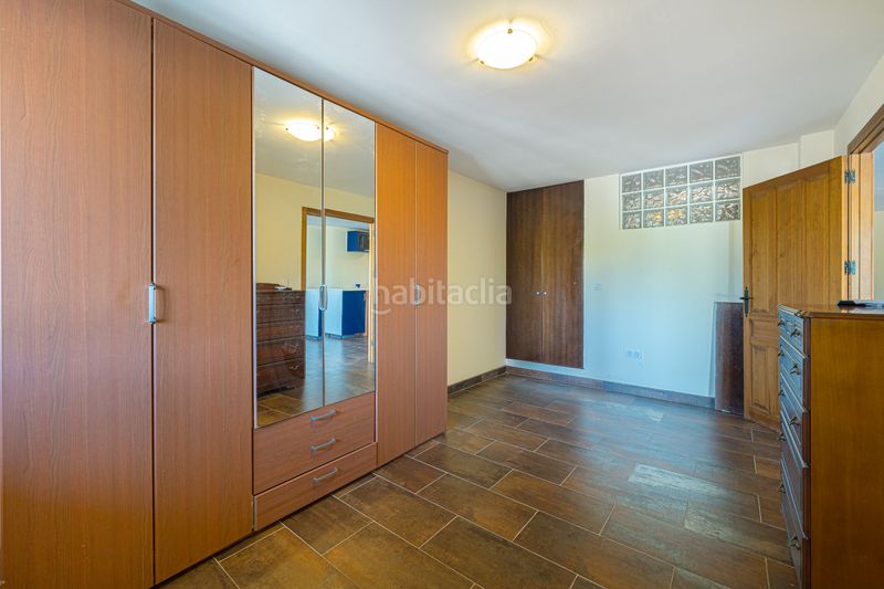 Foto c73681b1-e326-4d1a-9180-5442bb57b9f5. Xalet amb xemeneia calefacció aparcament piscina a Busot