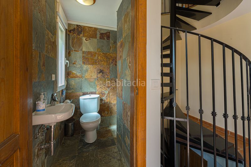 Foto d765bbdb-cf76-492e-8823-11f1ce9001cc. Xalet amb xemeneia calefacció aparcament piscina a Busot
