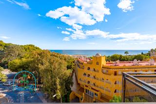 Appartement  Carrer de bélgica. Descubra su refugio junto al mar en el campello.
