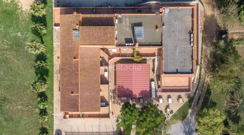Foto b91383cf-b09c-43b5-aa34-61ae03f50b5f. Local comercial en carretera de la gola 160 hotel–restaurante en venta en entorno natural único – gola del ter en Estartit