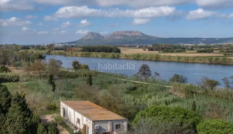 Foto f045f8b2-7160-459c-9573-1bd756d370de. Local comercial en carretera de la gola 160 hotel–restaurante en venta en entorno natural único – gola del ter en Estartit