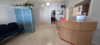 Bureau en Casco Antiguo. Oficina centrica con bao propio