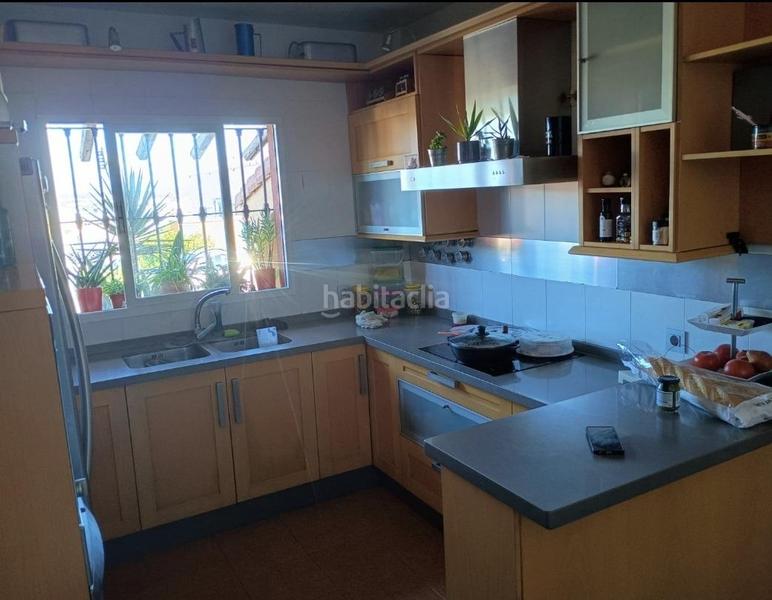 Foto a1a86528-a046-4666-99ea-1488dc47f1c7. Chalet estupendo chalet con piscina en las pilas en Algeciras