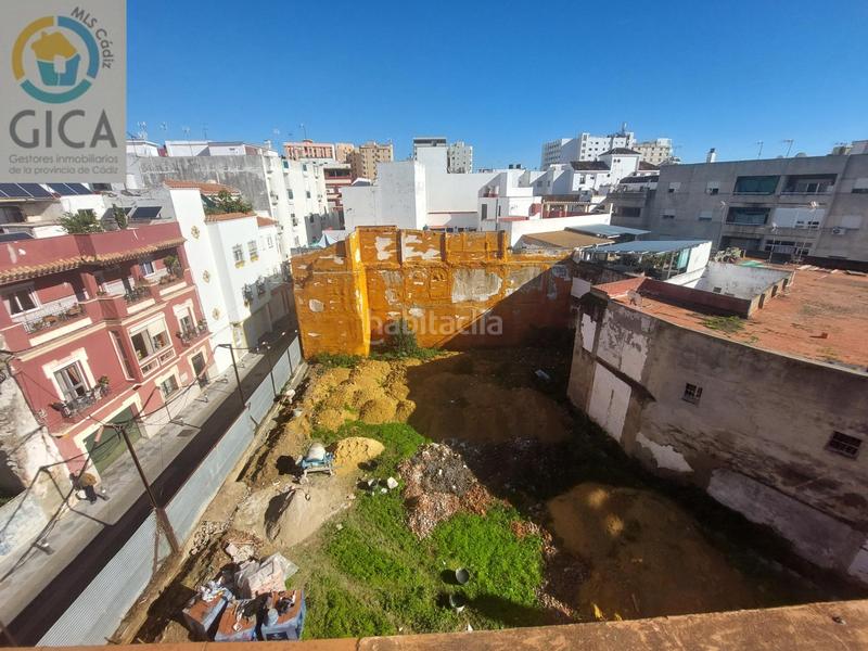 Foto deb14fad-2b28-4453-9344-302cd45bd69d. Pis a Casco Antiguo Algeciras