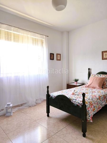 Foto a1fd9baf-46c0-407f-8fcd-ecb2b2badaf9. Pis amb aparcament a Bajadilla - Fuente Nueva Algeciras