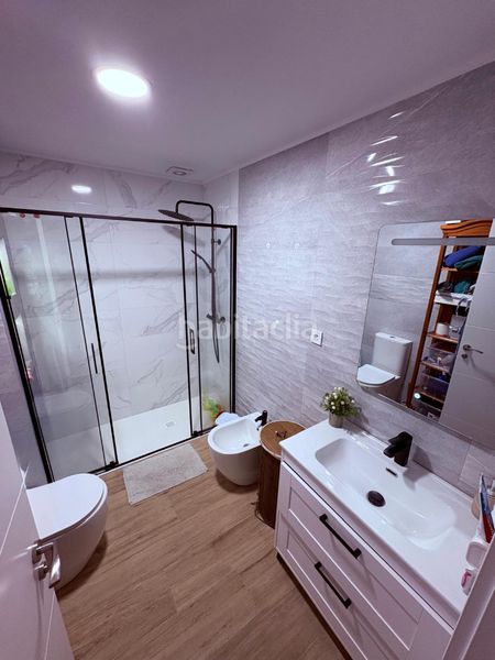 Foto 4ee9a5ca-45b6-44bd-8ded-da15a7685c9e. Casa adossada amb aparcament a Yuncos