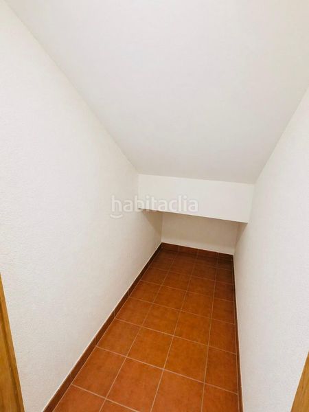 Foto 6ad1c2ca-3838-45c2-aa48-cb1fc8c95821. Casa adossada amb aparcament a Yuncos