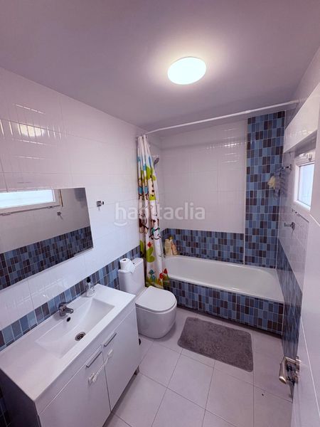 Foto b0f25823-ecbb-4926-8d62-62171560a954. Casa adossada amb aparcament a Yuncos