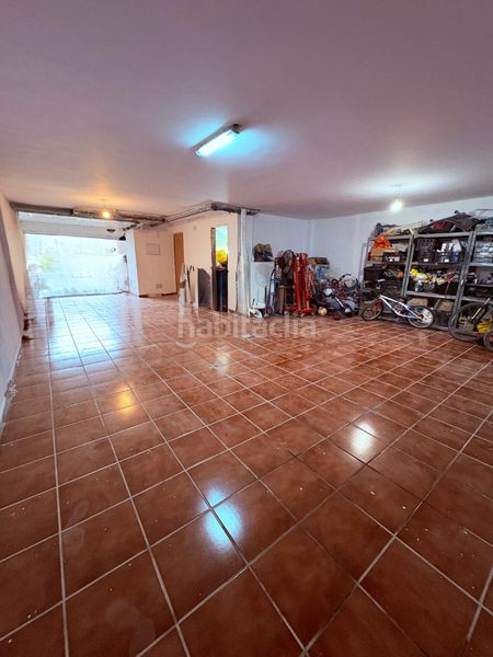 Foto ce1ba51f-ee2d-4a2c-bd7e-36d4e047fc3e. Casa adossada amb aparcament a Yuncos