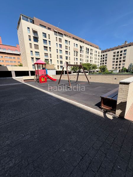 Foto a8c8ebcf-a12d-4583-ad46-dcb4e5b5ec2b. Pis amb calefacció aparcament piscina a Cuatro Vientos Madrid