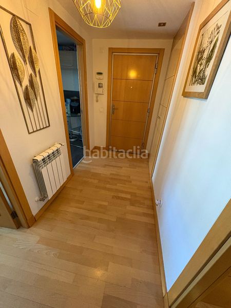 Foto bc9bbbf3-8c42-4488-aed8-7fbbc3255c75. Pis amb calefacció aparcament piscina a Cuatro Vientos Madrid