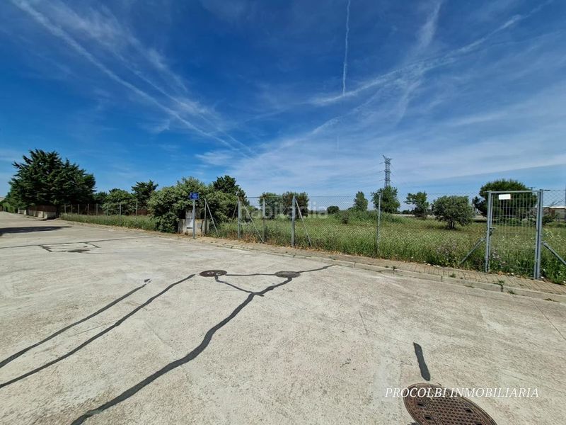 Foto 1a6b9b0d-5627-491d-bf44-3d42f5d3f643. Terreno residencial en Casar (El)