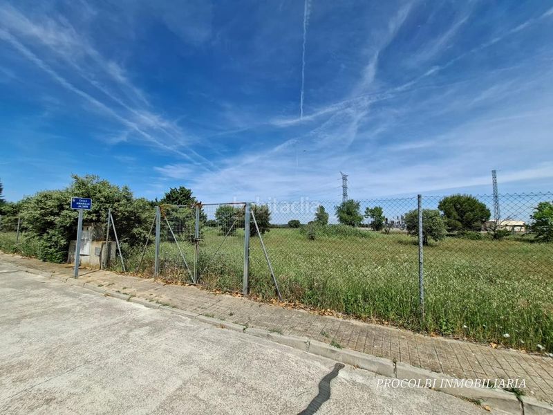 Foto fae5e17c-9518-4c57-8a08-a6b0b0b0e621. Terreno residencial en Casar (El)