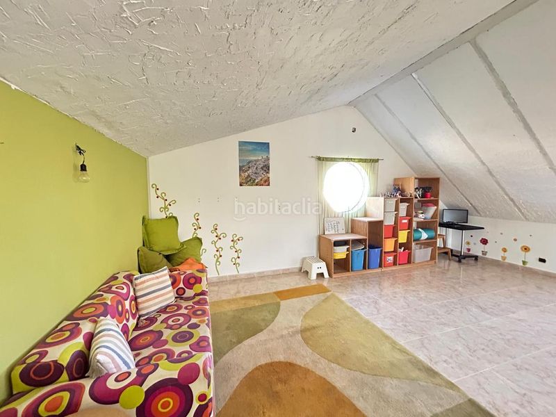 Foto ac140557-3f44-481a-83a3-5c3bf863c808. Maison avec chauffage parking dans Casar (El)