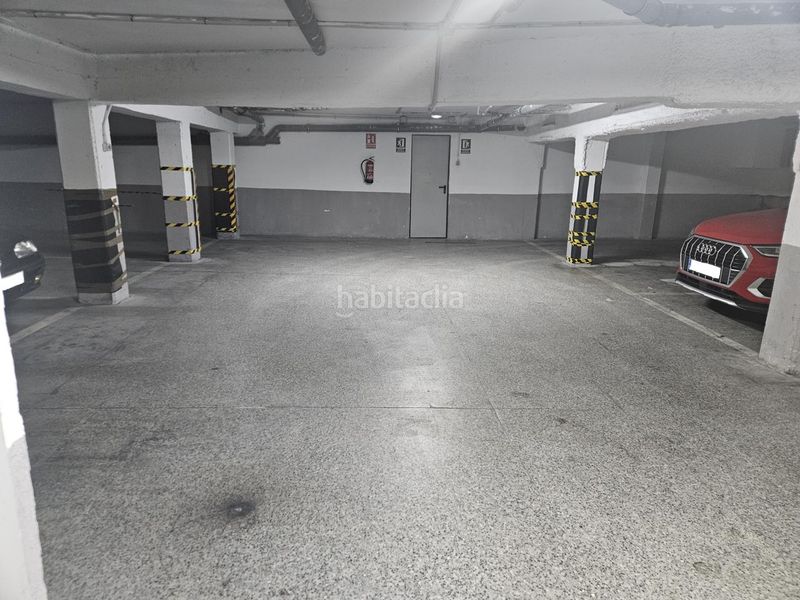 Foto fdfb445b-066d-4fca-a87d-6ad2a26c4d58. Aparcament cotxe a Casar (El)