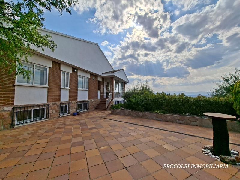 Foto 332a97b3-1300-44e0-ac27-ff3fef10e590. Casa amb calefacció aparcament piscina a Casar (El)