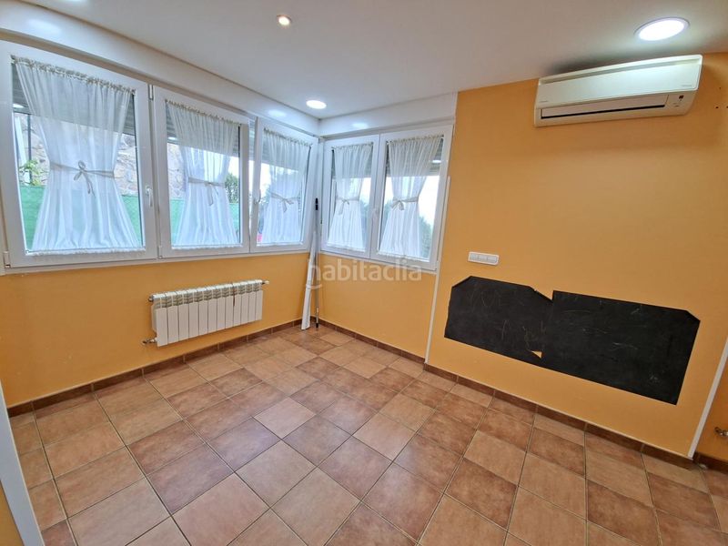 Foto c70dd540-1b6a-43c7-a365-c0d56972f3b6. Casa amb calefacció aparcament piscina a Casar (El)
