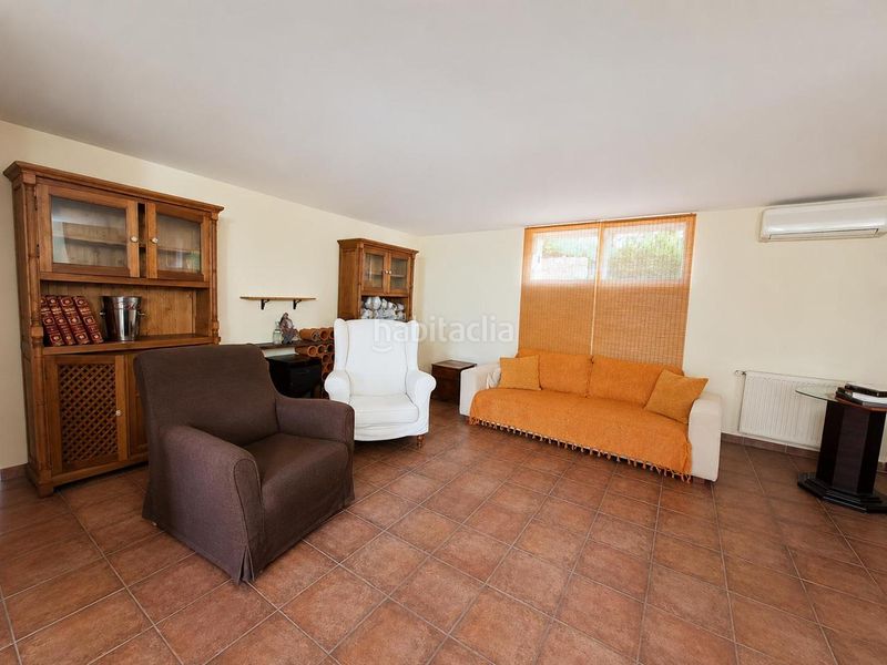Foto fc9002c8-b1b2-4b1f-908f-8b99cd36b119. Casa amb calefacció aparcament piscina a Casar (El)
