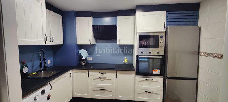 Foto f1d56796-e1a7-46c2-8ce7-24ac97279316. Apartament amb aparcament a Casar (El)