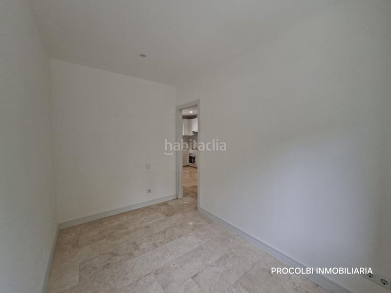Foto cbdb5a21-ecae-476b-9778-35814a9d98a3. Planta baixa a Castillejos-Cuzco Madrid