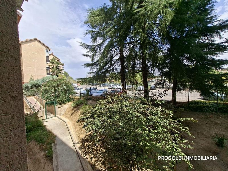 Foto 012f3881-4c0d-48df-b936-bec829e2272e. Pis amb calefacció aparcament piscina a Algete centro Algete