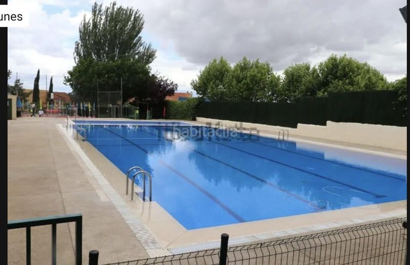 Foto ca284dd1-59e4-4983-a992-5c68b21fba9e. Pis amb calefacció aparcament piscina a Algete centro Algete