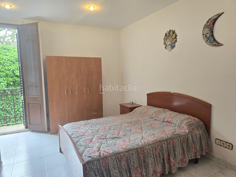 Foto f68be9d4-ddbe-483a-b42f-79e7c2974cb4. Casa adossada amb calefacció a Centre Sabadell