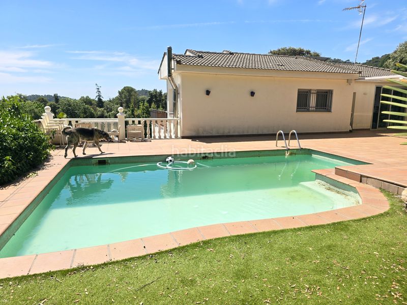 Foto f9fad813-8943-4997-83ea-f81fee3a3169. Xalet amb xemeneia calefacció piscina a Matadepera