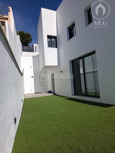 Foto 210c56b1-ab25-45ba-bef8-6ec2c0fb3c1f. Casa adossada amb aparcament piscina a Fuente Alegre - El Chaparral - Los Morales Málaga