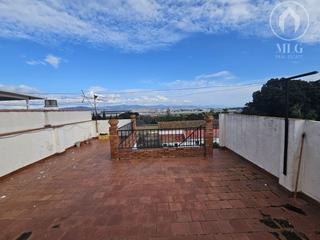 Haus  Monsávez. Casa en venta en churriana