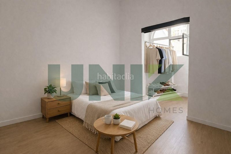 Foto 445b05fb-aca1-4a93-978e-8a0758f91675. Planta baixa a Raval Barcelona