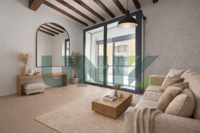 Foto 5c613bb8-574f-4d2a-97a3-fd05623459a6. Planta baixa a Raval Barcelona