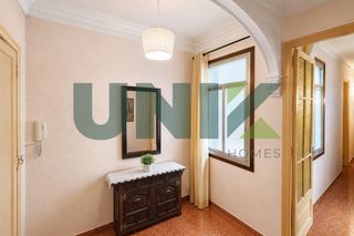 Pis  Carrer carrer blai. Piso con balcones, vistas en plena calle blai poblesec