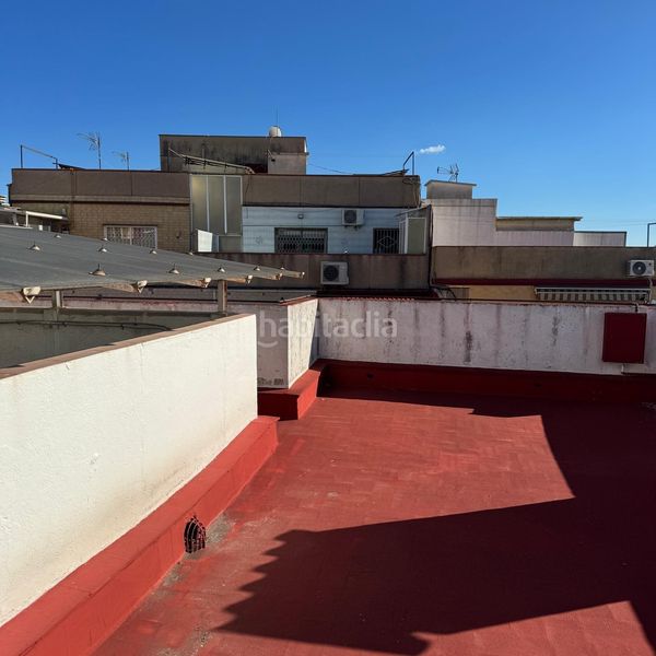 Foto 0ad4ec21-c149-420f-9e40-b84de94ef313. Pis a La Gavarra Cornellà de Llobregat