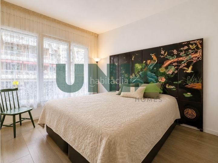 Foto e88e652d-4dfd-49a6-b919-3c4c62c7f9ff. Pis a Sant Antoni Barcelona