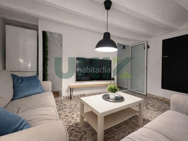 Foto 38bdaa3d-54b2-466f-8938-0f58cbaa62ab. Dúplex a Raval Barcelona