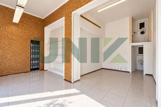 Local Comercial a Avenida MERIDIANA