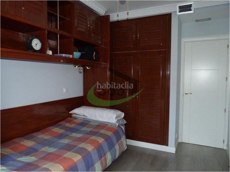 Foto d9b4f91f-6089-4611-8ee1-093bba0a286f. Pis a calle del cobalto 14 a Villaverde Alto Madrid