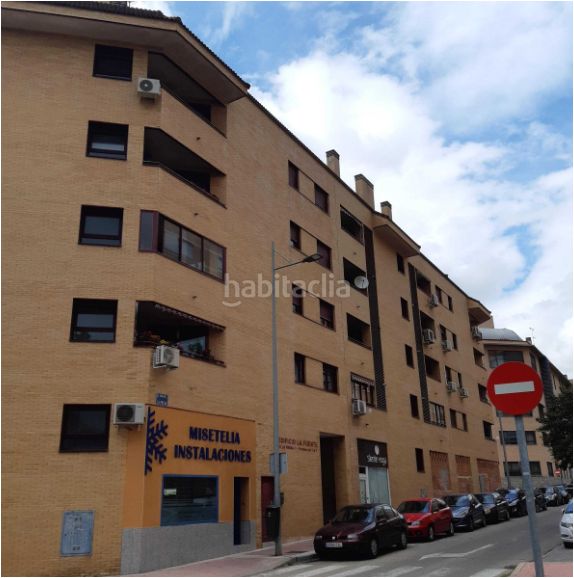 Foto c9b9adc5-5126-403a-95d9-bb36aec23f75. Local comercial a El Nido-Fuentes Parla