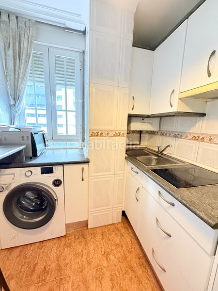 Foto d08c133f-cef5-4df9-9dba-85baa3917fd0. Rent flat with heating in Valdeacederas Madrid