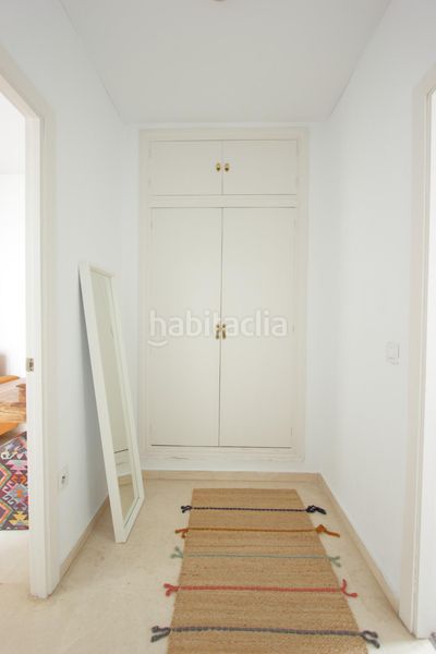 Foto 03e68598-3c26-4fa4-991e-b1261c3a734e. Dúplex a Triana Casco Antiguo Sevilla