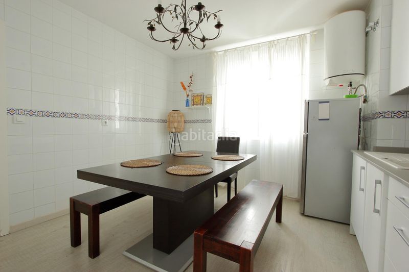 Foto aca3cdcd-2893-49fe-85ab-685add68bda9. Dúplex a Triana Casco Antiguo Sevilla