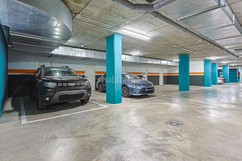 Foto 177a4d88-79d7-4932-818a-000501c9d7eb. Pis amb aparcament piscina a colores - entreparques Sevilla