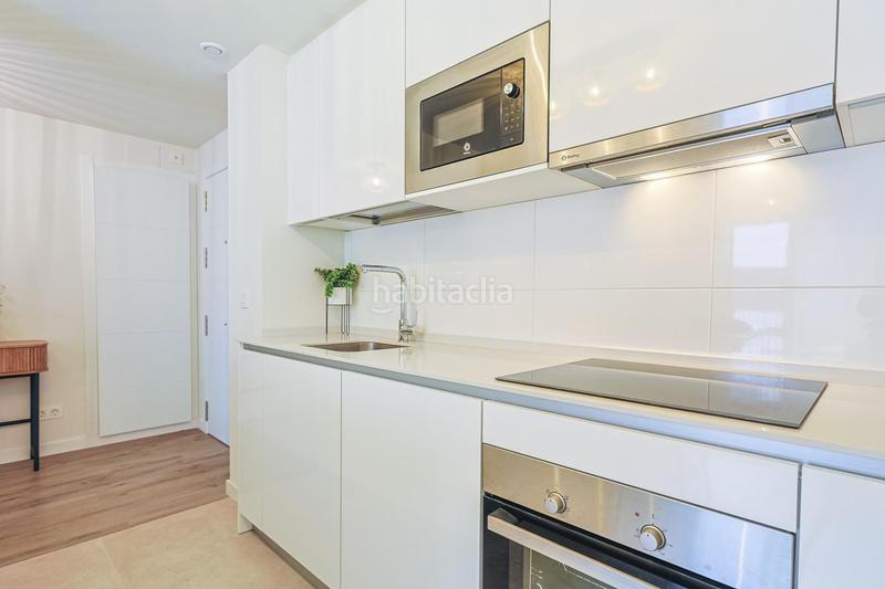 Foto ea34f328-5d1f-474b-890c-574bde793dff. Pis amb aparcament piscina a colores - entreparques Sevilla