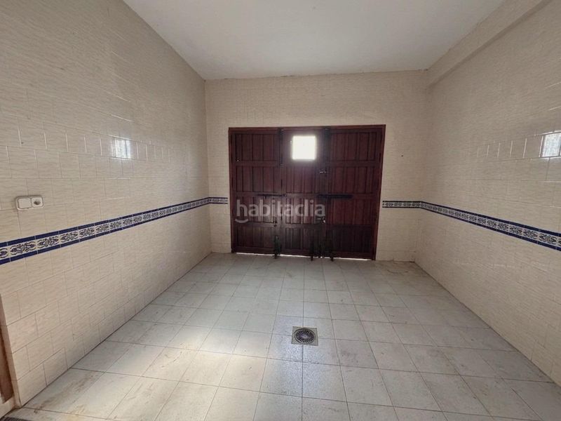 Foto 95f9eaca-e678-4098-b770-8ec59e0fd4dd. Casa amb aparcament a Carmona