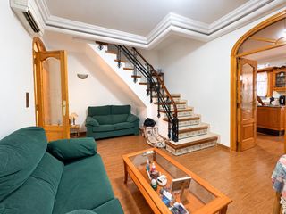 Casa a Sueca. Casa en venta en sueca, 5 dormitorios.