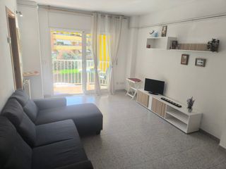 Appartement à Els Pins. Acogedor piso de dos habitaciones en blanes